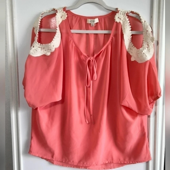 Women's Umgee Sheer Blouse Small V neck with Tie stings Orange/Pink color - Picture 1 of 5
